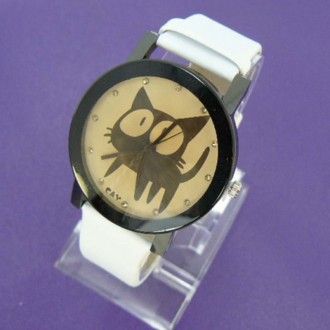 Модные наручные часы Чёрный кот. Защитное стекло фигурное и состоит из 12 граней. . фото 2