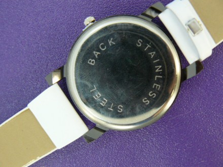 Модные наручные часы Чёрный кот. Защитное стекло фигурное и состоит из 12 граней. . фото 7