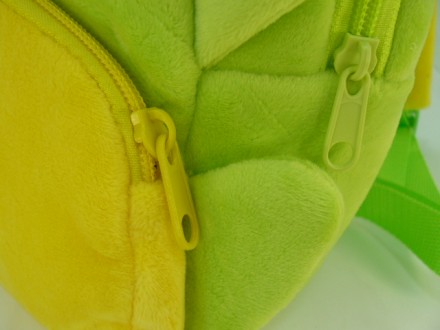 Детский рюкзак Лягушка из плюшевой ткани. 
Размер примерно: 27/23/12 см
Ремни:. . фото 6