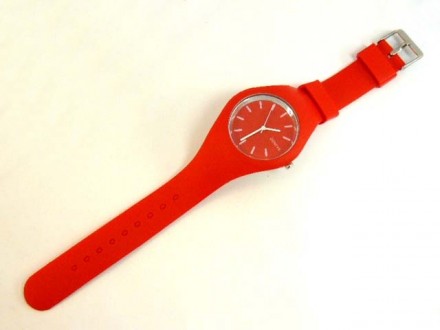 Силиконовые наручные часы Geneva.
Материал: силикон, металл
Цвет: красный,желт. . фото 5