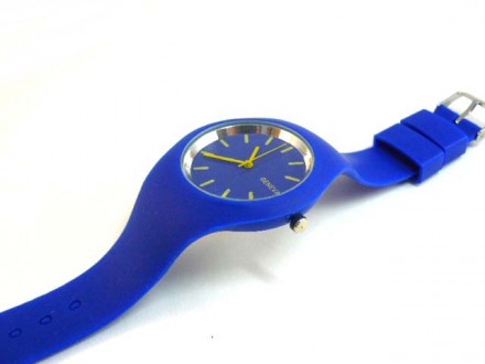 Силиконовые наручные часы Geneva.
Материал: силикон, металл
Цвет: красный,желт. . фото 10