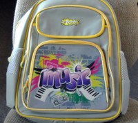 Школьный рюкзак № 1School Graffiti с двумя отделениями и четырьмя внешними карма. . фото 5