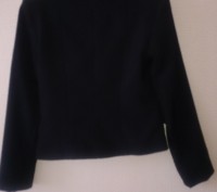 Черный качественный школьный пиджак для девочки состояния нового р.140-146.
Был. . фото 5