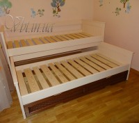 Продам кровать,двухспальную ,для детской комнаты, изготовлена из ясеня,с выдвижн. . фото 3