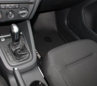 Volkswagen Jetta 1, 8 TSI 
Комплектация: 
-Салон ткань 
-Легкосплавные диски . . фото 8