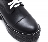 Очень стильные ботинки Louis Vuitton , натуральная телячья кожа, есть на утеплит. . фото 6