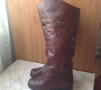 Зимові чоботи коричневого кольору, високі, без замка, стан 5-/5, підійдуть на ши. . фото 2