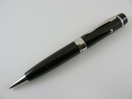 Ручка Лазер с флешкой. Лазерная указка.
Материал: пластик, металл
Размер: 15/1. . фото 2