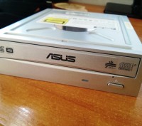 Продам привод DVD±RW DVD RAM ASUS DRW-2014S1.
Внутренний привод позволяющий чит. . фото 2