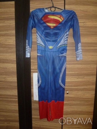 ПРодам справжній костюм Супермена, на юного героя 7-8 років. Костюм в чудовому с. . фото 1