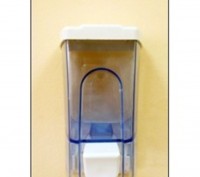 SS109  Дозатор жидкого мыла  500 мл прозрачный
Дозатор для жидкого мыла выполне. . фото 2