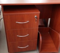 Корпусная офисная мебель из ДСП и МДФ

Производим корпусную мебель любой конфи. . фото 3