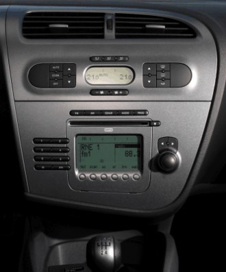 
 Переходная рамка Carav 11-609 для автомобилей: Seat Leon 2005-2012 Переходная . . фото 3