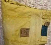 Продам узкие джинсы PULL & BEAR с эффектом потёртости песочного цвета. Размер 32. . фото 2