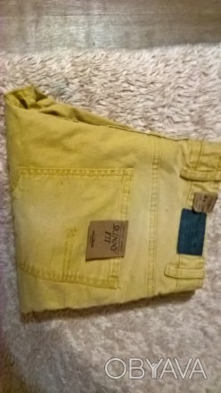 Продам узкие джинсы PULL & BEAR с эффектом потёртости песочного цвета. Размер 32. . фото 1