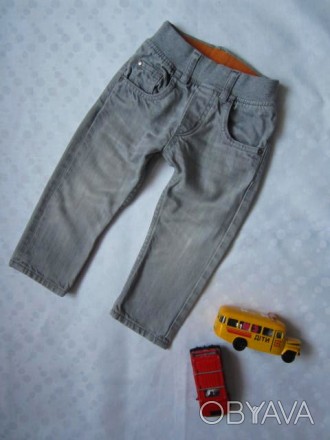 Красивые фирменные джинсики в хорошем состоянии, без пятен. Подойдут на рост 86-. . фото 1