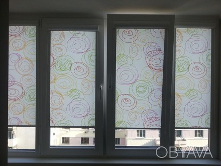 Виготовлення тканевих ролет на звичайні та мансардні вікна, горизонтальних та ве. . фото 1