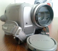 Відеокамера Panasonic NV-GS230 Стан відмінний. Повна заводська комплектація плюс. . фото 6