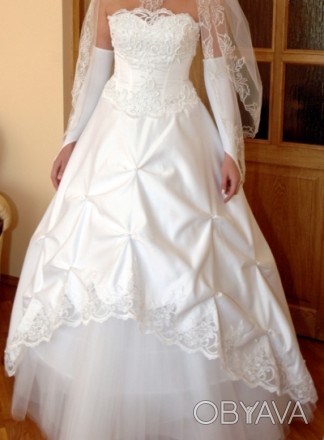 Весіляна сукня на зріст 173 см. Стан ідеальний. . фото 1