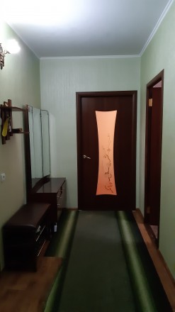2-комнатная квартира внутри 9-этажного дома по улице Покрышева. Хорошее жилое со. Таврический. фото 6