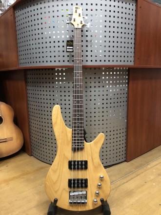 Бас Гитара Ibanez SRX350 с Активной Электроникой
Бас как Новый, SRX-300. Made in. . фото 2