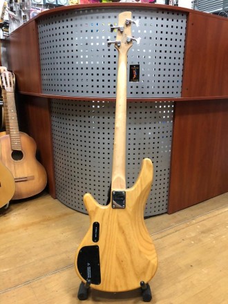 Бас Гитара Ibanez SRX350 с Активной Электроникой
Бас как Новый, SRX-300. Made in. . фото 10