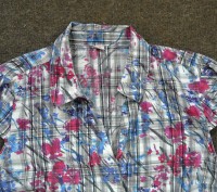 Очаровательная, приятная на ощупь рубашечка с коротким рукавом (блузка на лето),. . фото 2