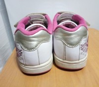 кросовки для дівчинки, прошиті, у хорошому стані. . фото 3