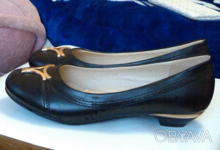 Стильные туфли,качественный кожзам,36р.(стелька 23см),качество отличное,состояни. . фото 1
