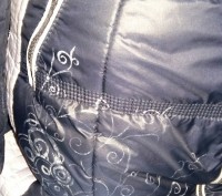 Женская зимняя курточка
На бирке указан размер 44, идет на 42
На капюшоне мех . . фото 8