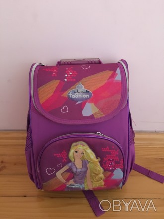 Шкільний портфель для дівчинки. Фіолетового кольору з принцесою. Ортопедичні спи. . фото 1