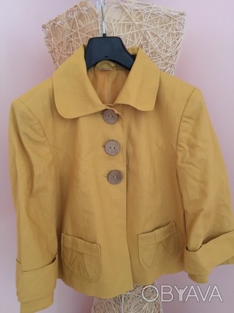 Піджак - болєро модного жовтого кольору. 3/4 рукав. Стильною виглядає до джинсів. . фото 1