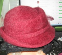 стильная шляпка из ангорки=59%. цвет на фото№№4и5. мягкаяи уютная. хорошо сохран. . фото 3