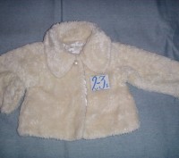куртка меховушка для девочки 2-3 годика.  ОД-37 СМ  ПОГ-36 СМ  плечико-5 см  дл.. . фото 2