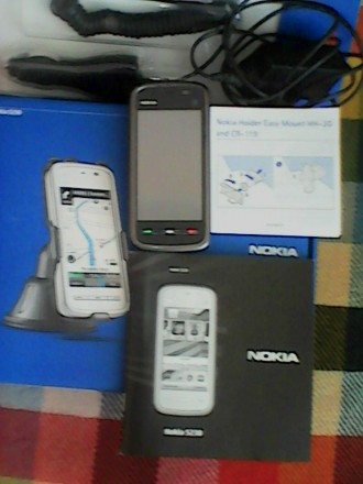 Продам под ремонт, мобильный телефон Nokia 5230,с двумя зарядными устройствами с. . фото 5