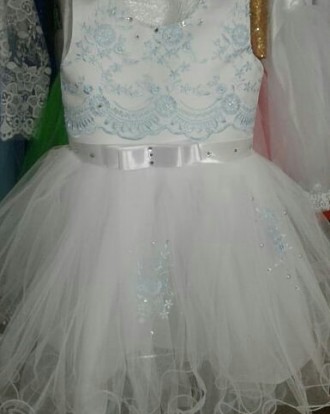 Нарядные платья для маленьких принцесс! 
Разные модели и размеры. . фото 4