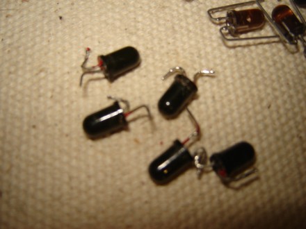 Светодиоды инфракрасные 5 мм (похожи на TSAL6200, 940нм, 34°) в отличном состоян. . фото 6