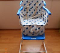 крісло для годування - трансформер, біле з синіми "божими коровками", має ремінь. . фото 3