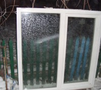 Підвіконник з металопластиковим вікном: ширина 1,44м., висота 1,45м.,  3-х камер. . фото 2