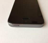 Комплект:

Телефон iPhone 5s 32gb (Space Gray);
USB кабель (не оригинал) ;
З. . фото 6