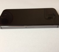 Комплект:

Телефон iPhone 5s 32gb (Space Gray);
USB кабель (не оригинал) ;
З. . фото 4