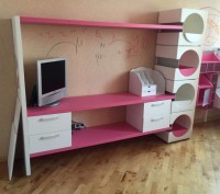 Комплект мебели для детской комнаты, вся мебель сделана по высочайшим стандартам. . фото 5