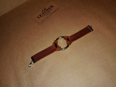Предлагаем кожаные браслеты от нового украинского бренда.
Смотрите другие наши . . фото 7