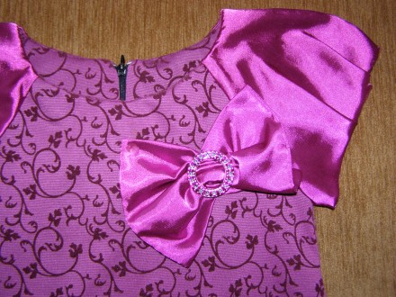 Красивое, аккуратное, велюровое, нарядное платье фиолетового цвета для девочки 7. . фото 5
