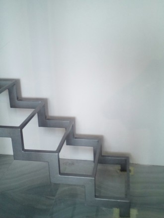 Проектуємо та виготовляємо каркасні металеві сходи. 

тел. 067-354-74-97. . фото 4