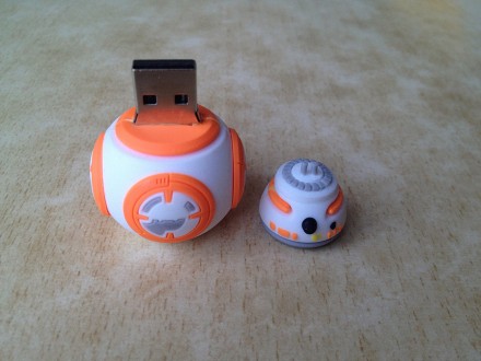 Флешка робот BB-8, на 16 Гб памяти. USB 2.0
Флешка качественная , все аккуратны. . фото 4