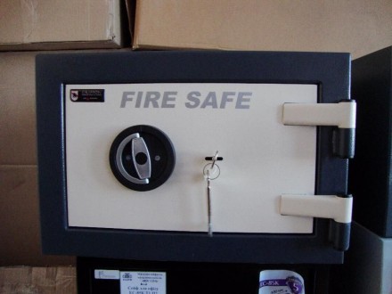 Огнестойкий сейф для дома и офиса
Данная модель сейфа предназначена для хранени. . фото 2