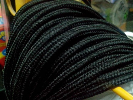 Предлагаем качественные шнурки повышенной прочности, длина 1,5 м, цвет чёрный.
. . фото 2