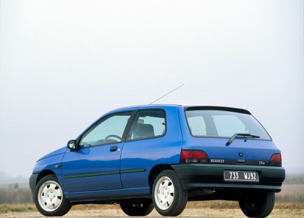 Продам Renault Clio I по запчастям.. . фото 2