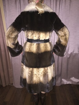 Продается шуба Quality furs норковая с воротником из рыси в отличном состоянии.. . фото 3